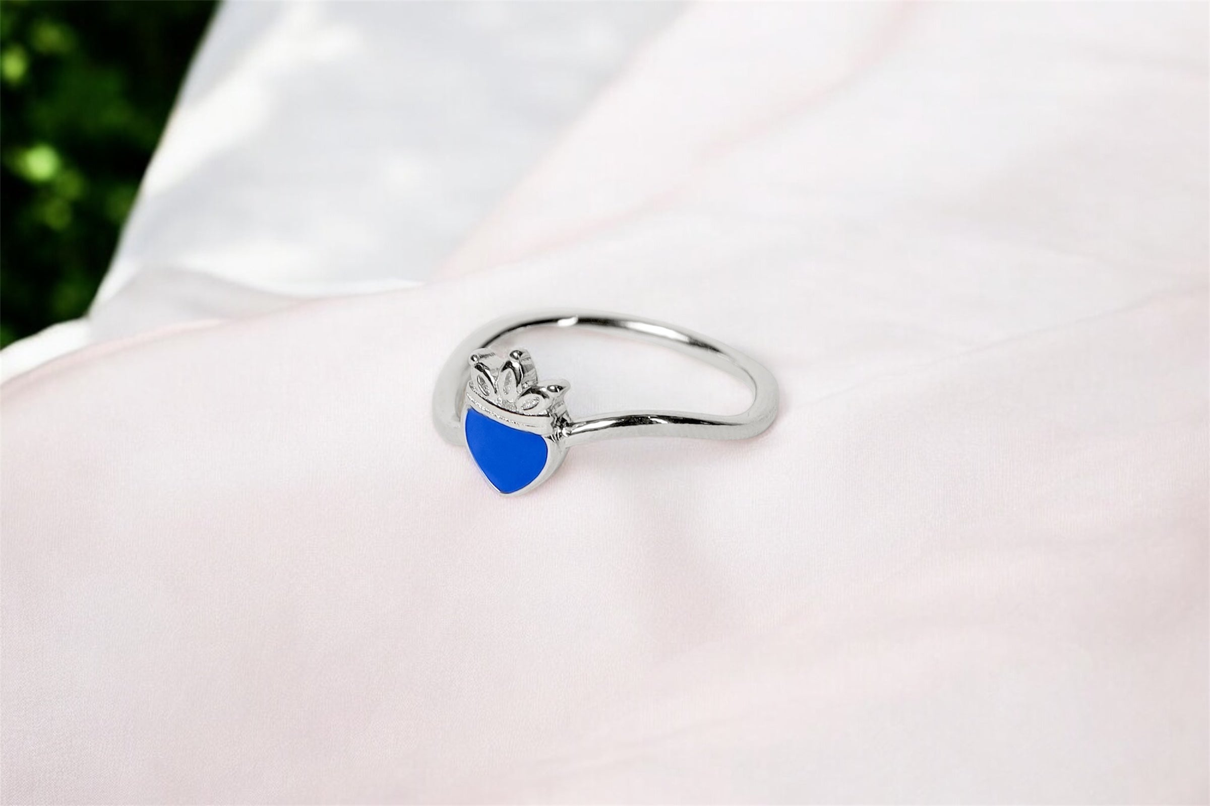 Delicate Petals Silver Ring