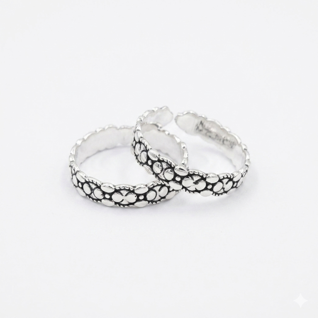 Silver Toe Ring With Oxodise