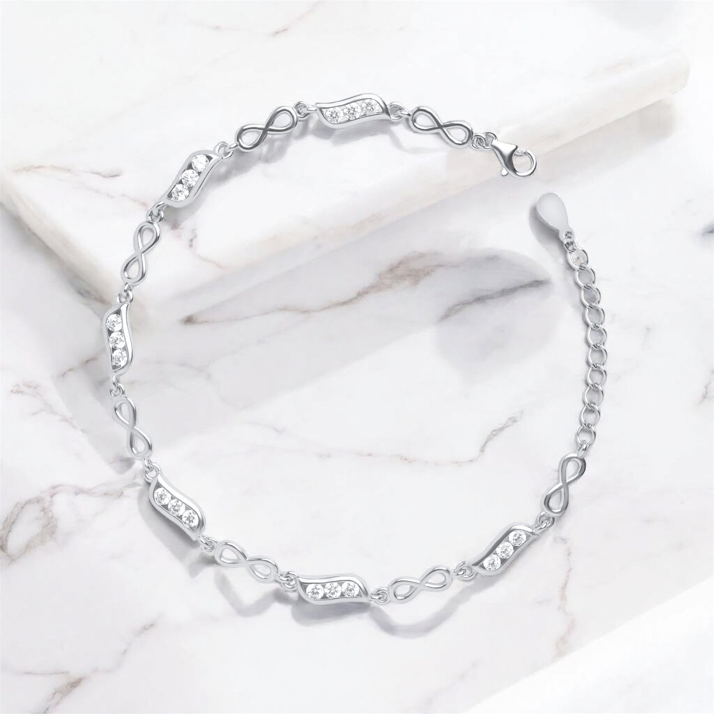 Sovereign Shine Bracelet