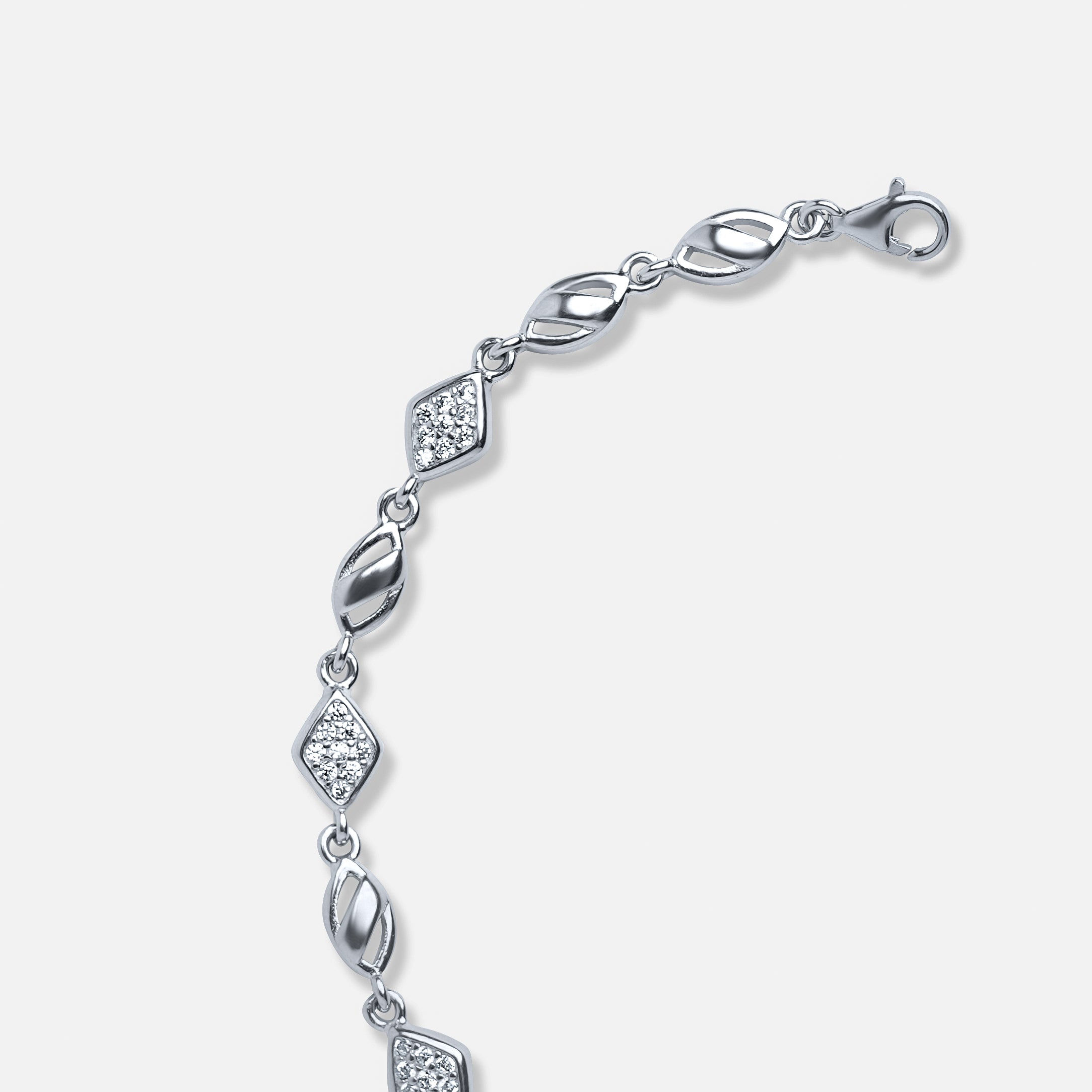 Timeless Wave Silver Bracelet