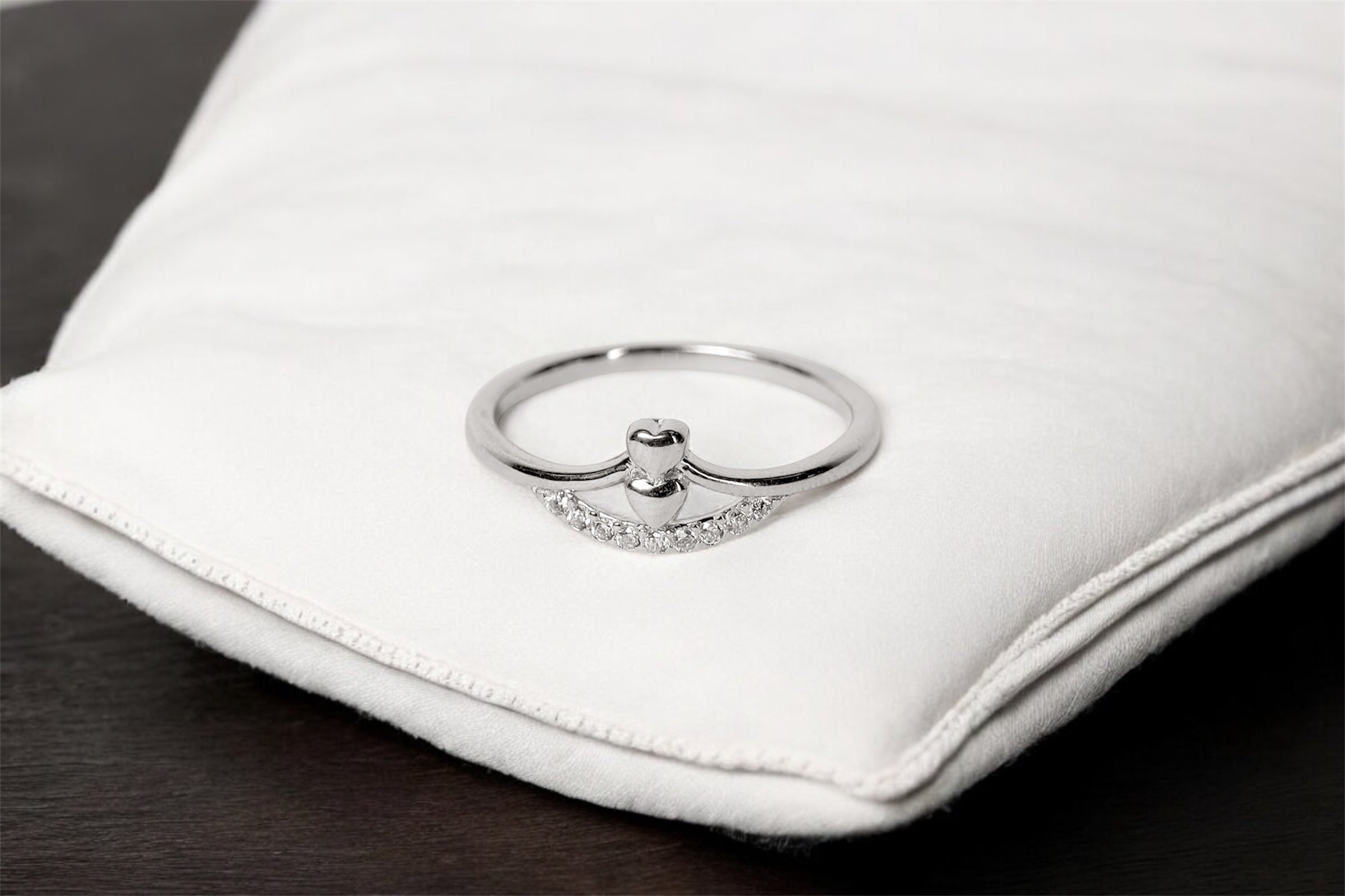 Bold Edge Silver Band